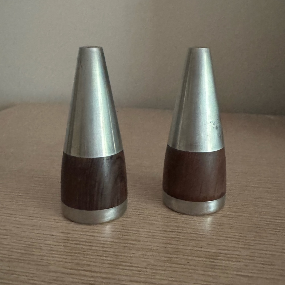 Vintage MCM salt & pepper shakers